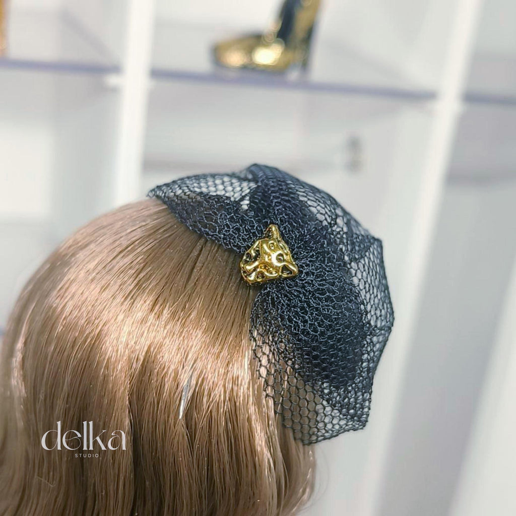 Fascinator 12 inch vintage-style headdress for fashion dolls