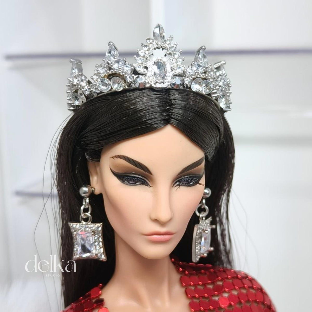 Queen's Crown for Fashion Dolls, 12-inch Crown