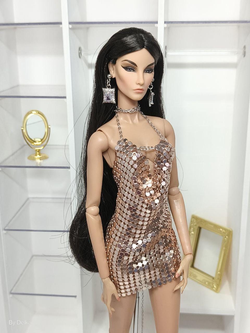 Metallic dress with a loose neckline for Fashion Dolls, 1/6 Scale Fashion Royalty dress