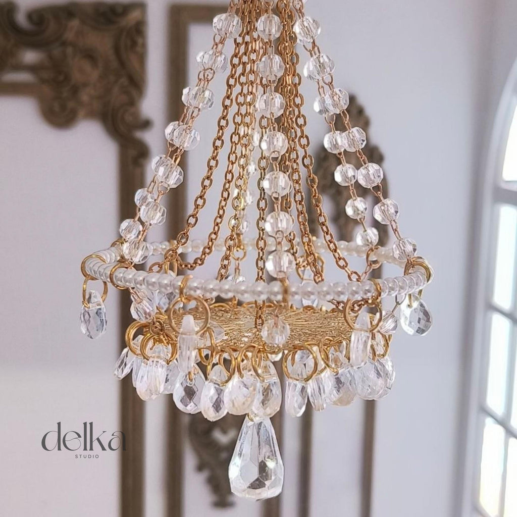 Miniature chandelier for 1:6 scale dolls, teardrop-shaped ceiling lamp for 12-inch dolls